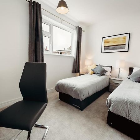 Arlan Apartments Comfort And Ease, הינקלי מראה חיצוני תמונה